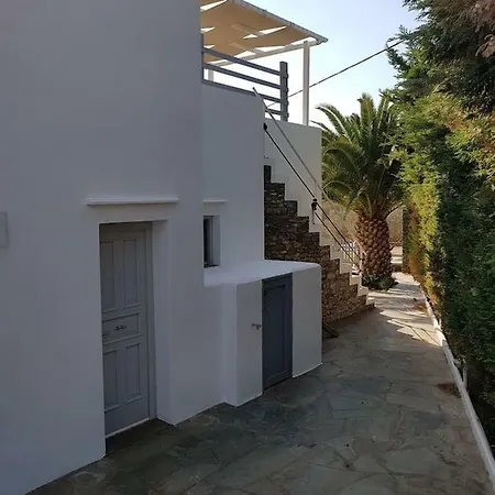 Inos House